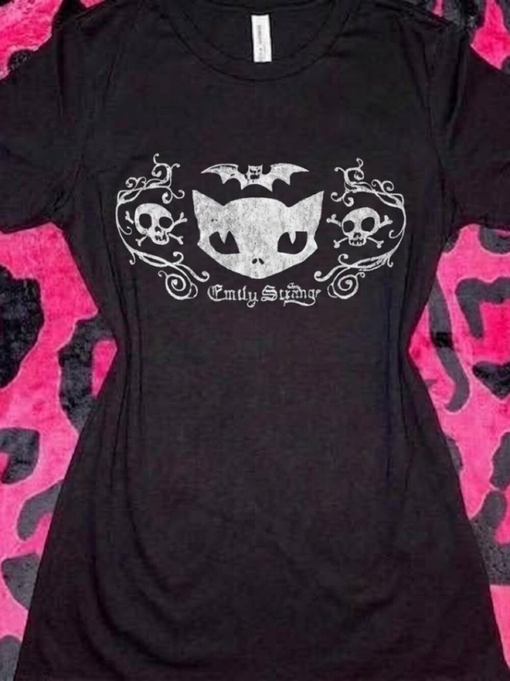 Emily the Strange Black Graphic T-Shirt Gothic Skull Bat Cat Print Alternative S